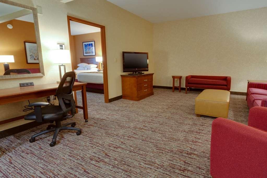 Drury Inn & Suites Baton Rouge Bilik gambar